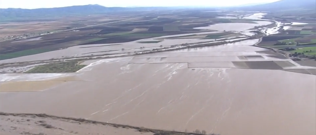 Salinas River Gage Heights 3 week change Tuva